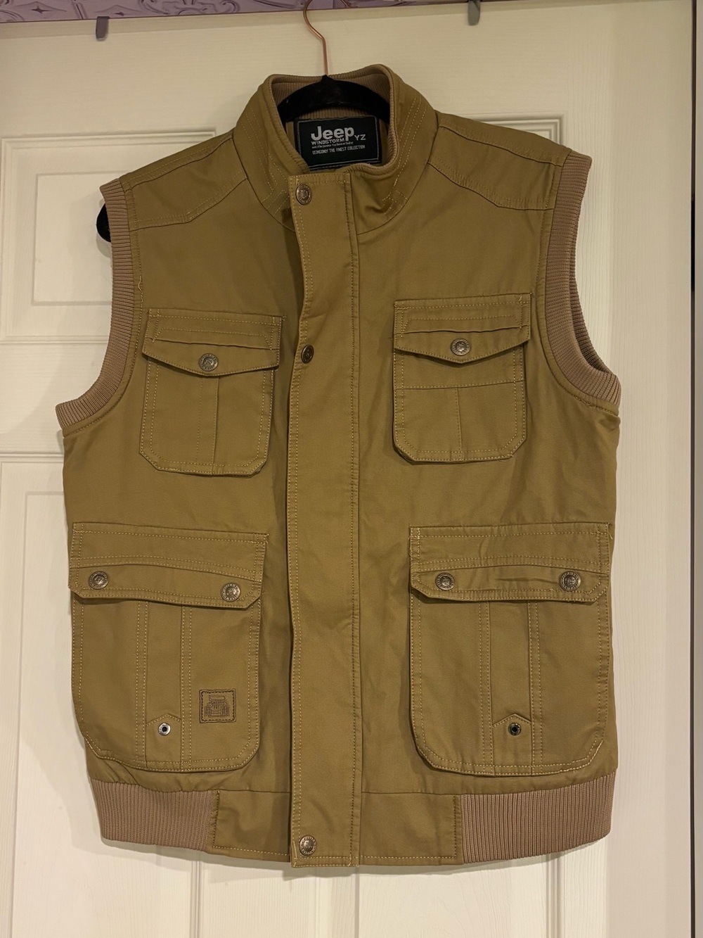 Jeep Men’s Olive-Tan Utility Vest